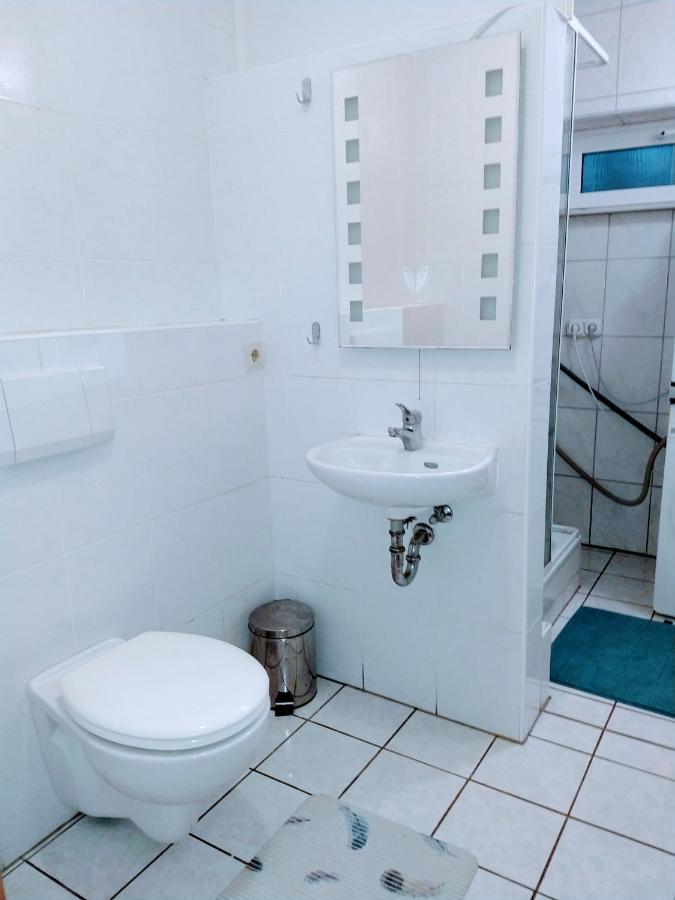 Julia'S Monteur Oase - Premium Apartment Exklusiv Fuer Solo-Reisende Ennepetal Exteriör bild